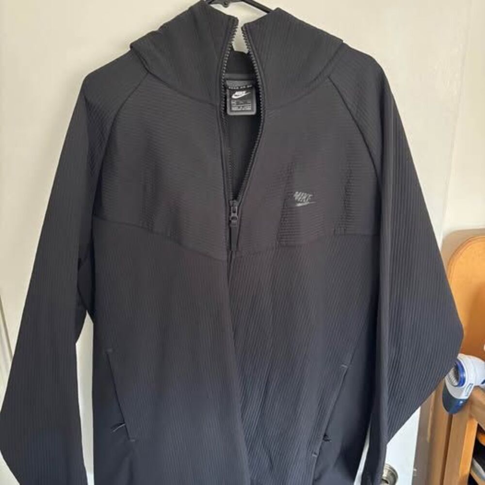 Nike Tech Fleece Aeroloft Jacket
